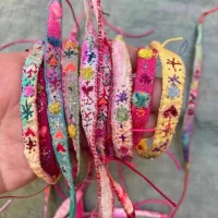 V B smycken 💕🌊🩹