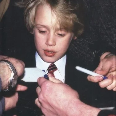 Theo🤺❤️☦️