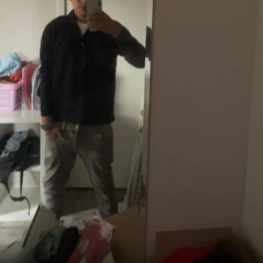Rafael_clothes