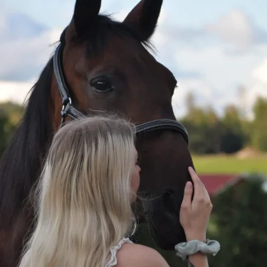 Malin Johansson 🩷💋🐾🌸