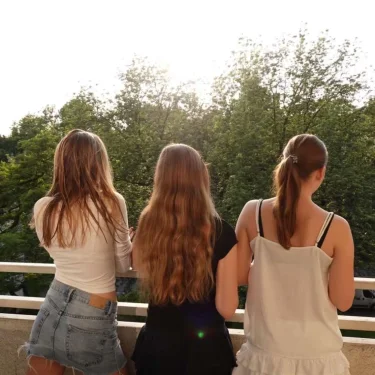 Julia☀️