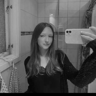 Minna ꙳⋆☽ ⁖⍣