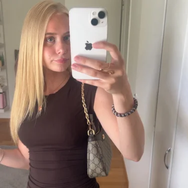 Molly Larsson