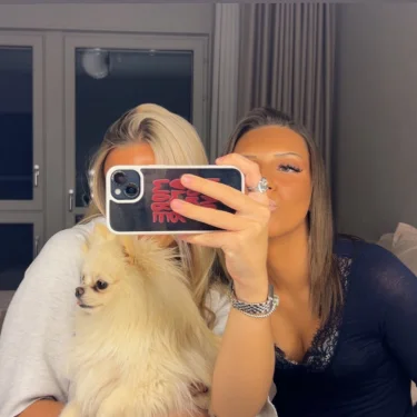 majaxsellout🪩💓😇