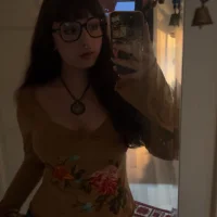 Disa *ੈ✩‧₊˚ (läs gärna bio!<3)