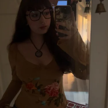 Disa *ੈ✩‧₊˚ (läs gärna bio!<3)